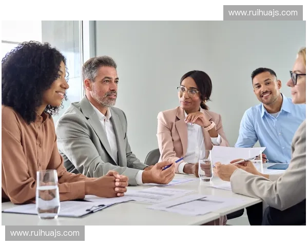 提升个人形象与沟通效果的姿态管理技巧与应用方法分析